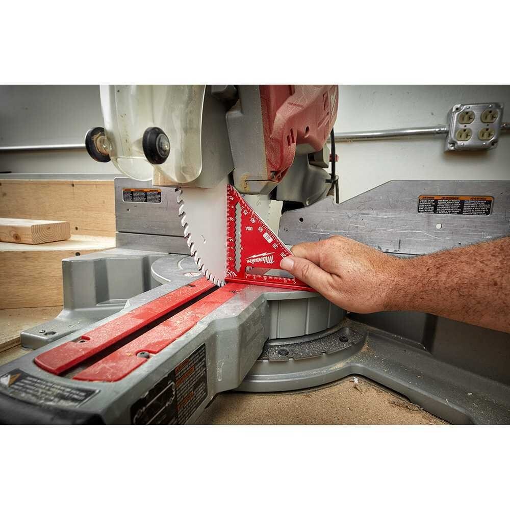 MILWAUKEE MLSQ040 TRIM SQUARE 4 1/2″ MOULDING 2X4’S USA FAST SHIPPING!! 1385350