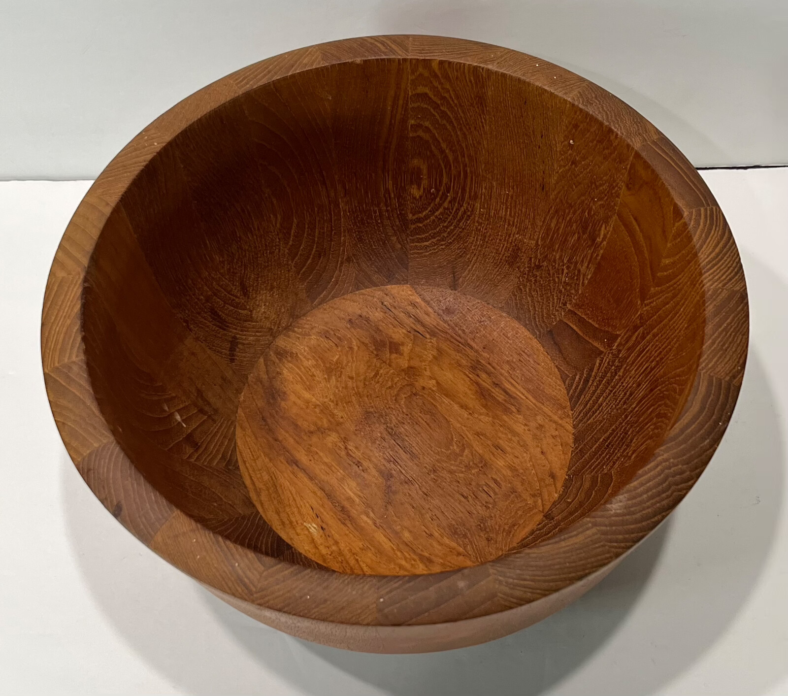 Dansk Designs Denmark JHQ 10″ Large Round Teak Bowl with Serving Tongs Malaysia