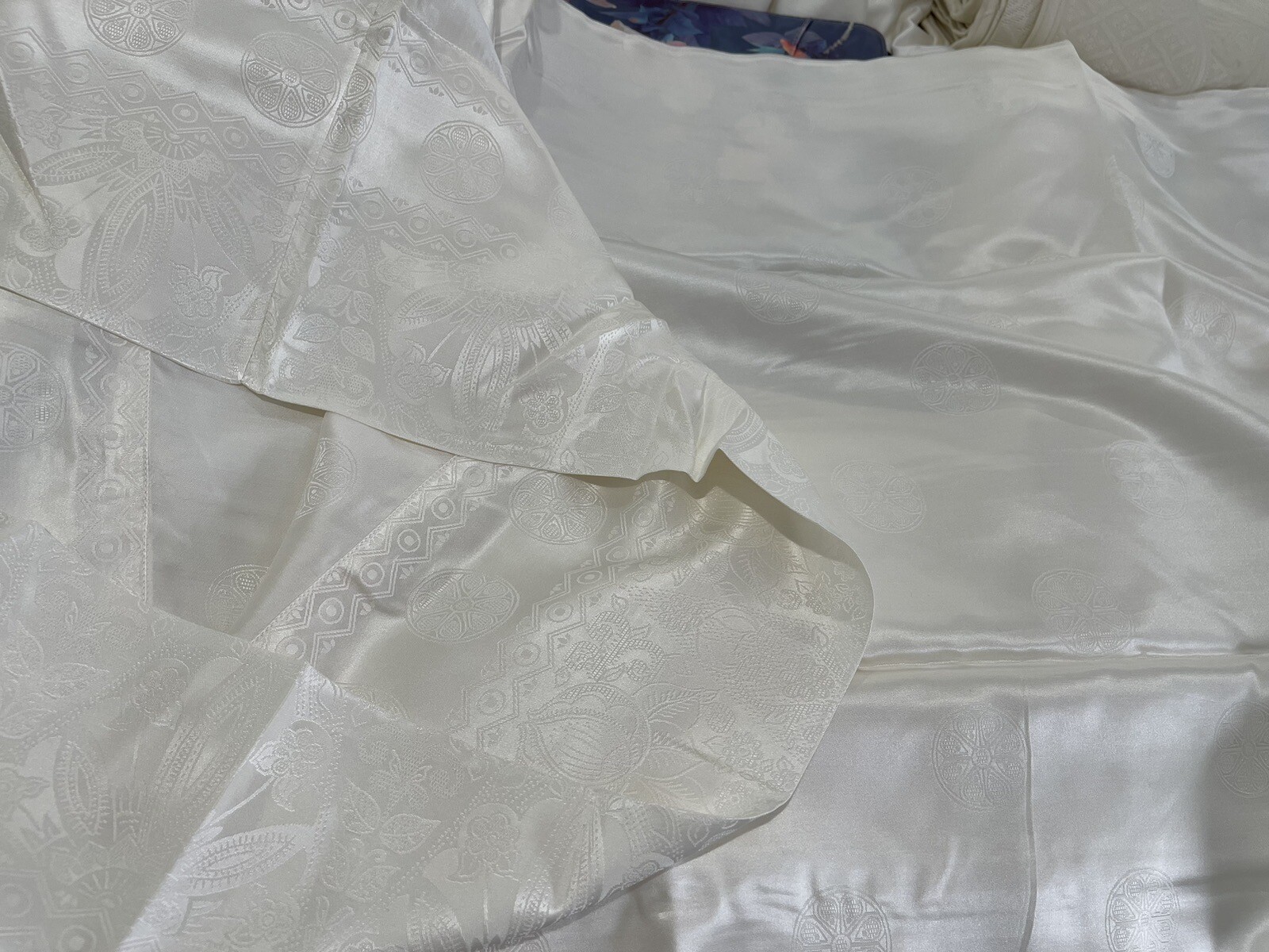 Cuddledown Italy NWT 1pc King Case 100% Silk Medallion Cream ONE PILLOWCASE