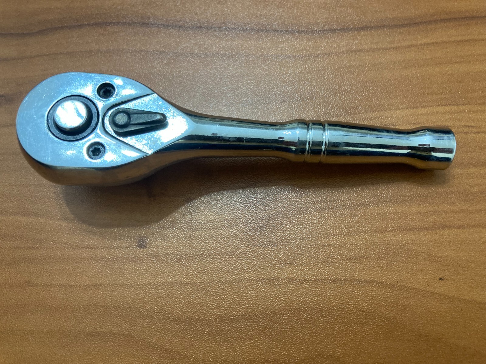 Compact Heavy Duty Ratchet Socket Wrench 3/8 inch Drive