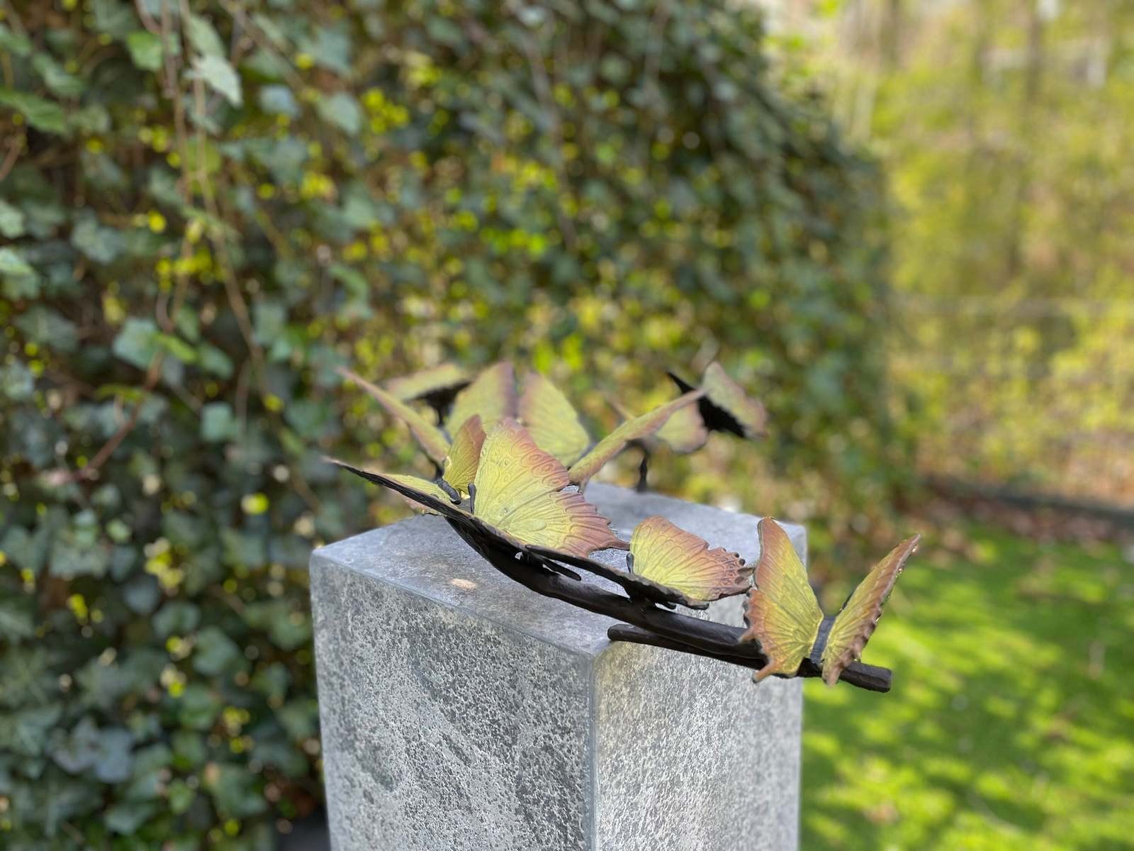 Butterfly Dance – Bronze Sculpture. 38x11x50cm – 2.6Kg