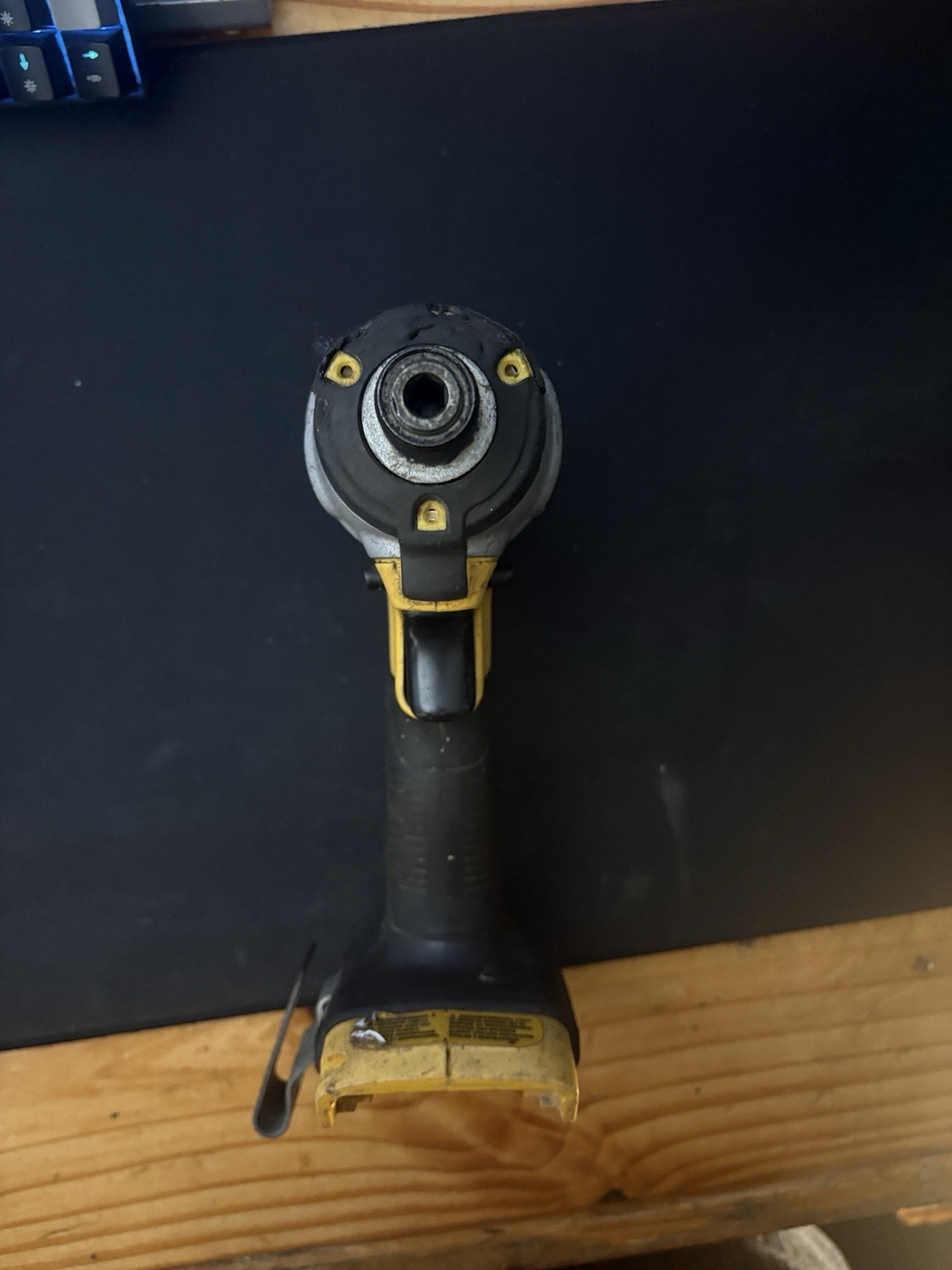 DEWALT DCF885B 20V 1/4 in. Impact Driver – Black/Yellow (Tool Only)
