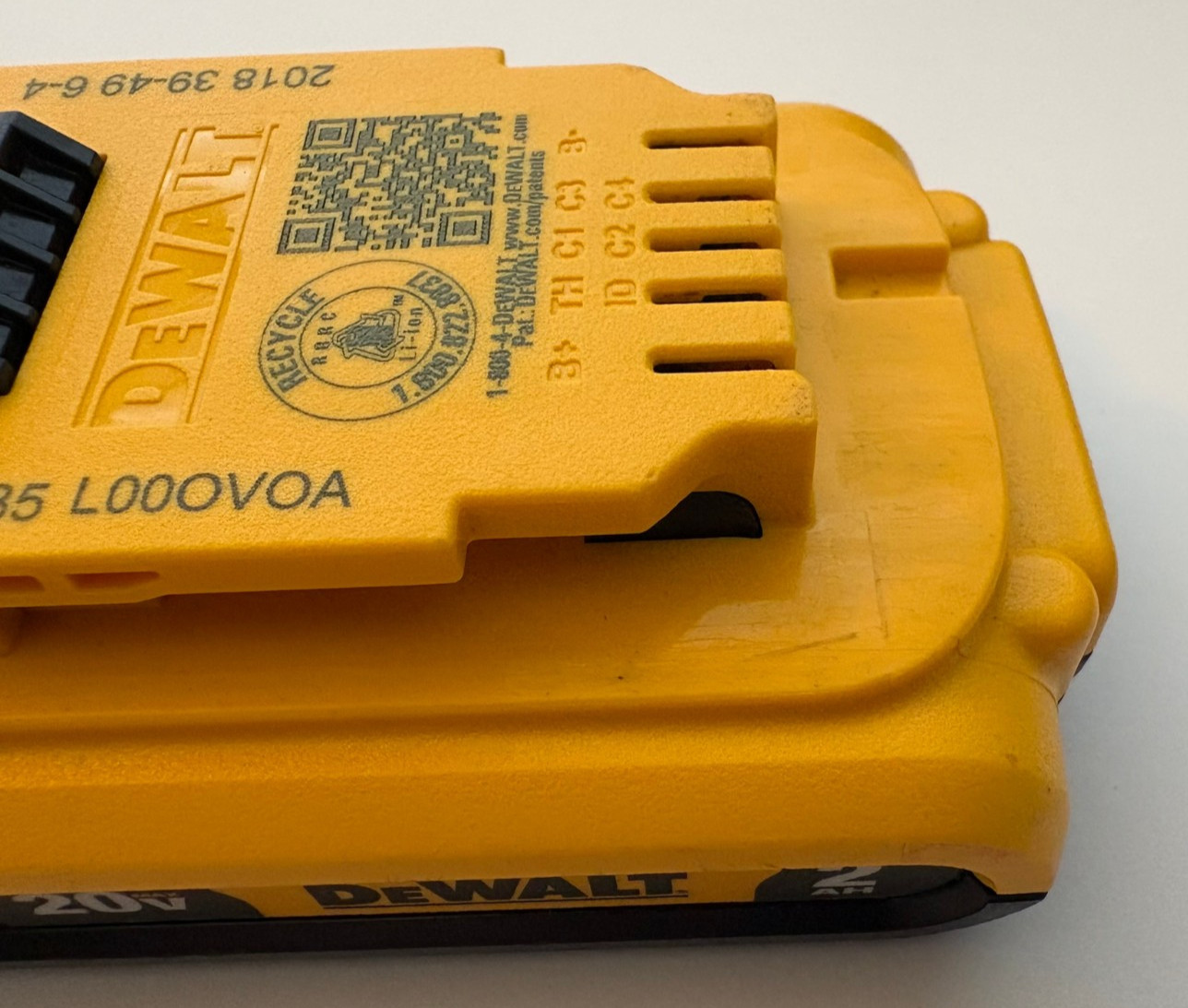 DeWalt DCB203 20V Battery Pack 2.0Ah 40Wh