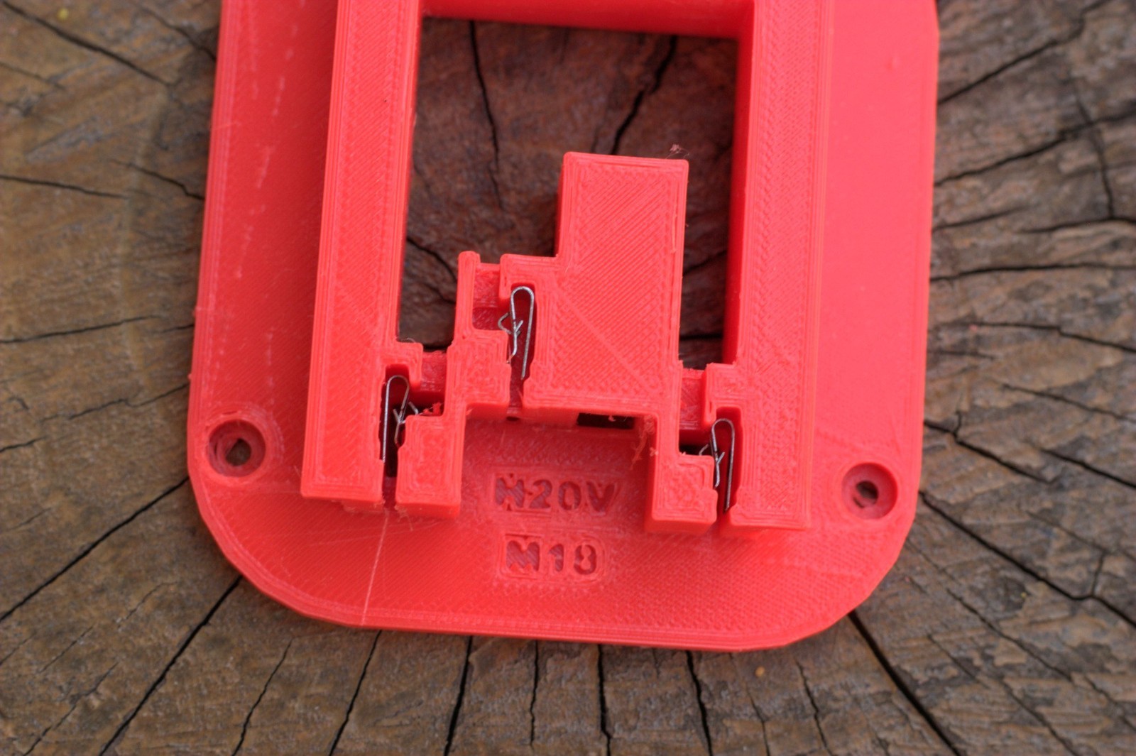 DIY Adapter for Milwaukee M18 18V Battery to Hart 20V Power Tool – EveryThang3D