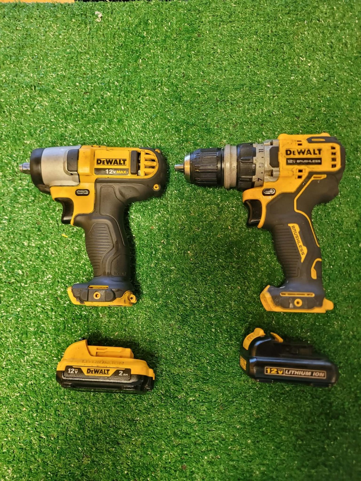Dewalt DCD703 3/8″Drill , DCF813 Impact, 2 Batteries 2.0 & 1.3AH
