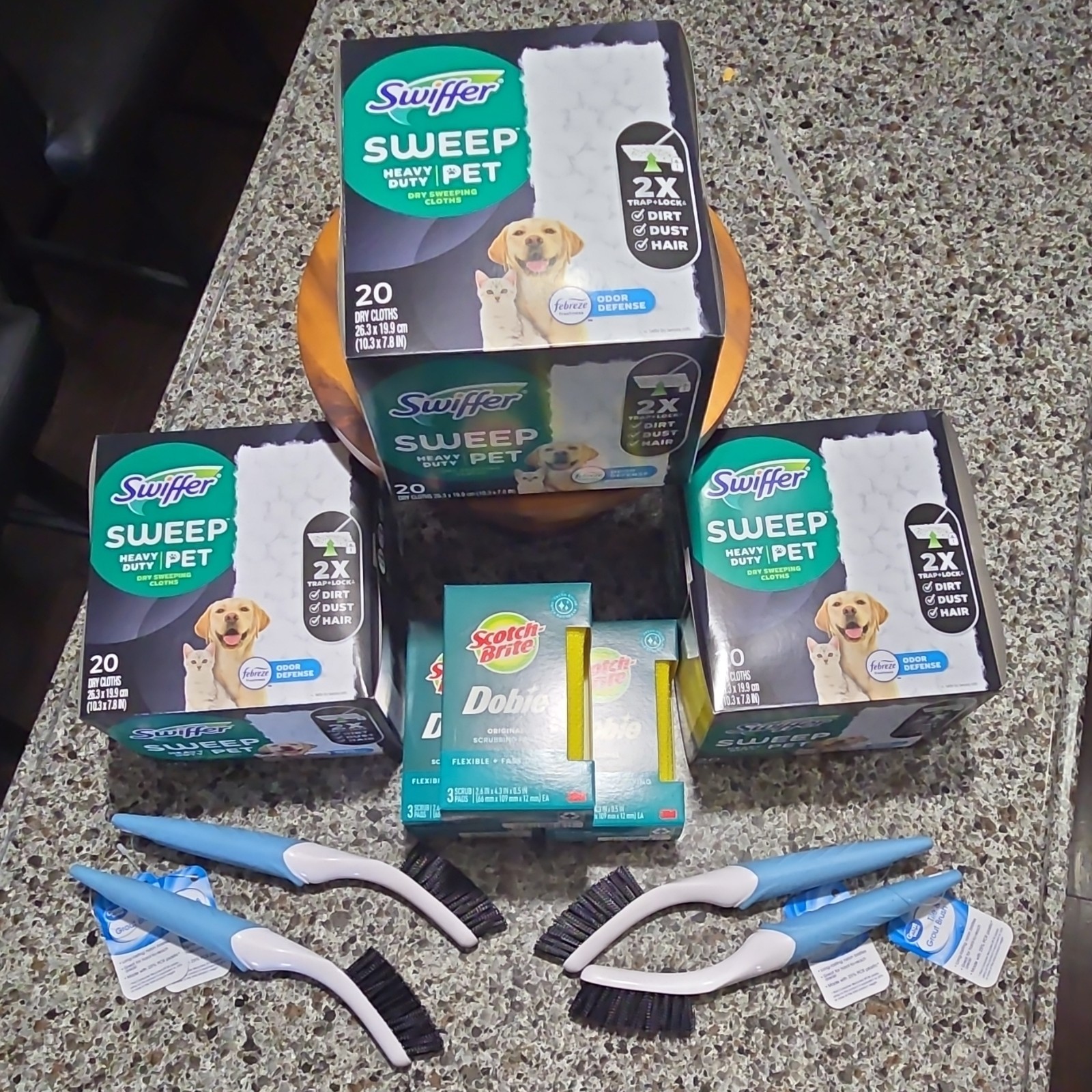 Swifer Heavy Duty Pet cloths, Tile and Grout Brushes & Scrubbers