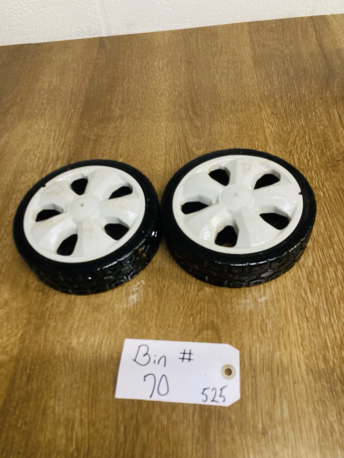 2 Black & Decker Craftsman OEM 5140161-51 Lawn Mower Wheel MM2000 MM2000