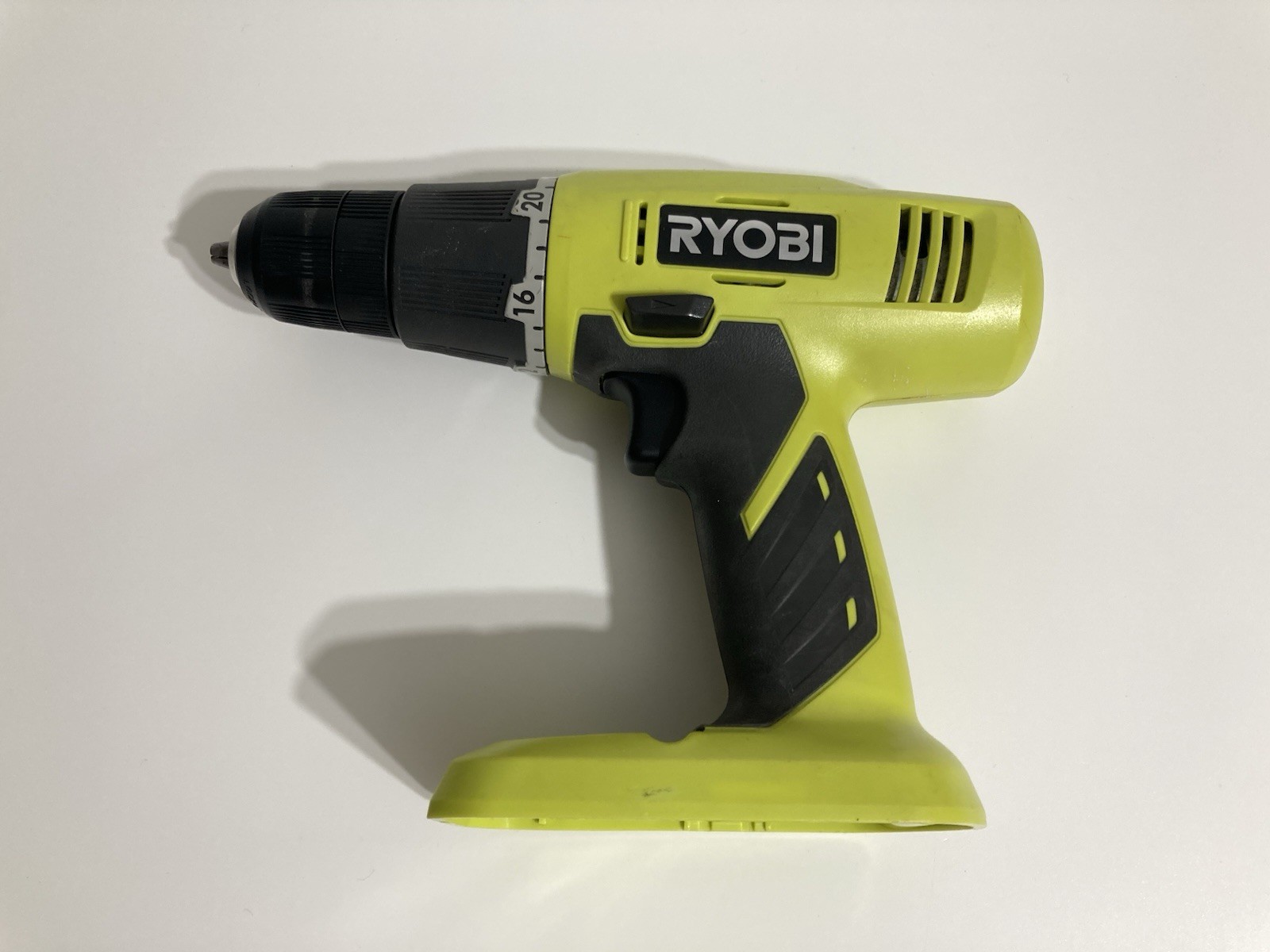 Ryobi P209 Cordless Drill/Driver with 18V 1.3Ah Battery & Charger Tested Works