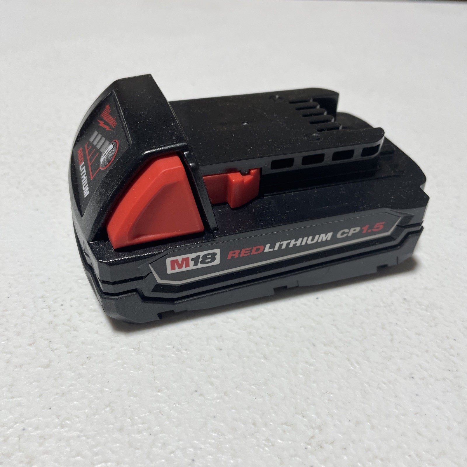 Milwaukee M18 REDLITHIUM CP1.5 18V Lithium-Ion Battery 1.5Ah Black NO BOX!