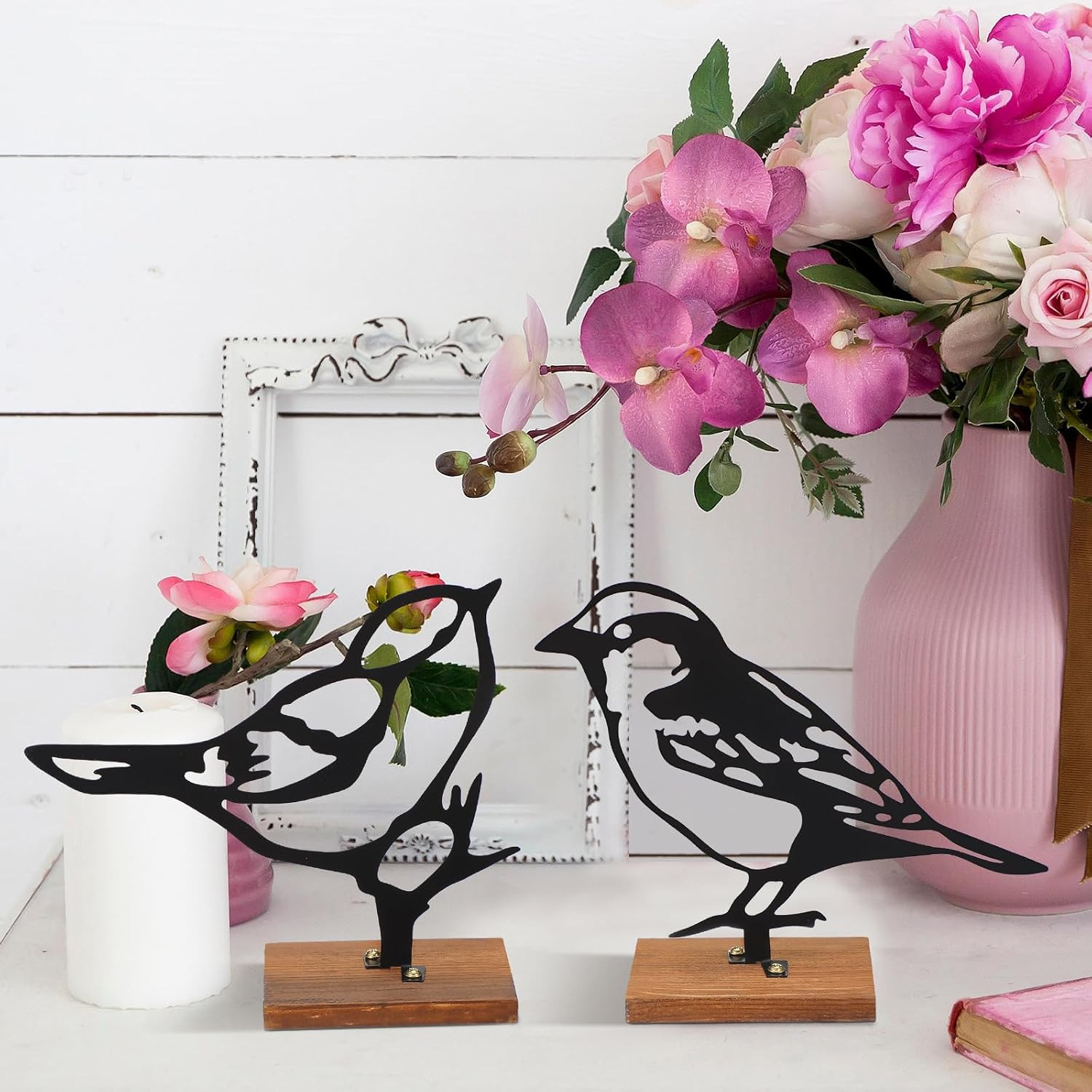 2Pcs Metal Bird Figurines Rustic Tabletop Decor with Wooden Base 5.91in