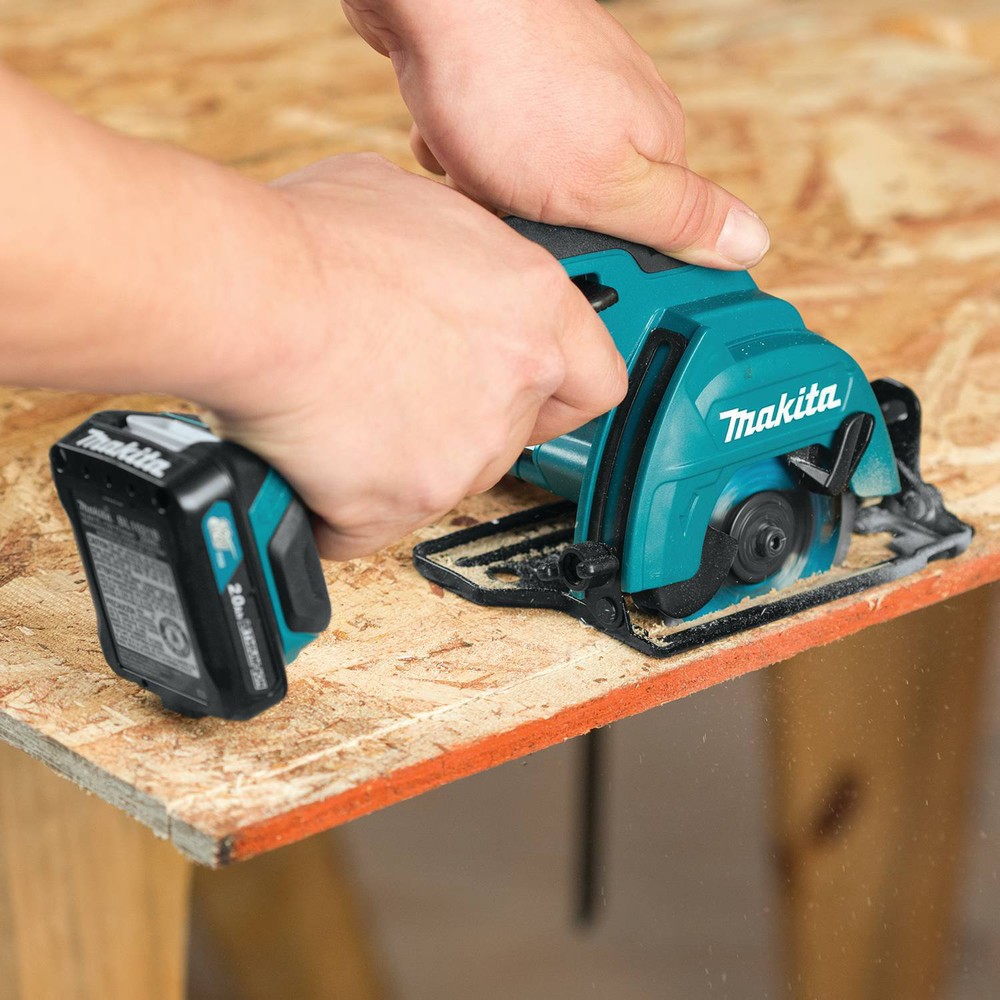 Makita SH02R1-R 12V MAX CXT 3-3/8 in. Circ Saw Kit (2 Ah) Certified Refurbished