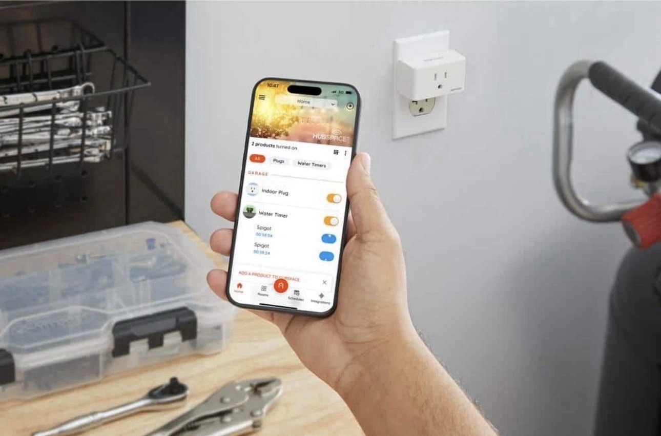 NEW! Husky Smart 2-Port Watering Timer Hubspace Bluetooth Sprinkler Irrigation