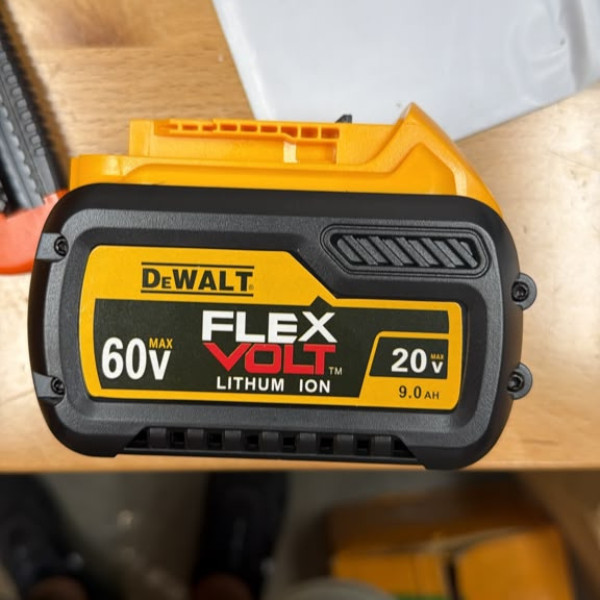 DeWALT DCB609 FlexVolt 20V / 60V MAX 9.0Ah 9 AH Lithium-Ion Battery
