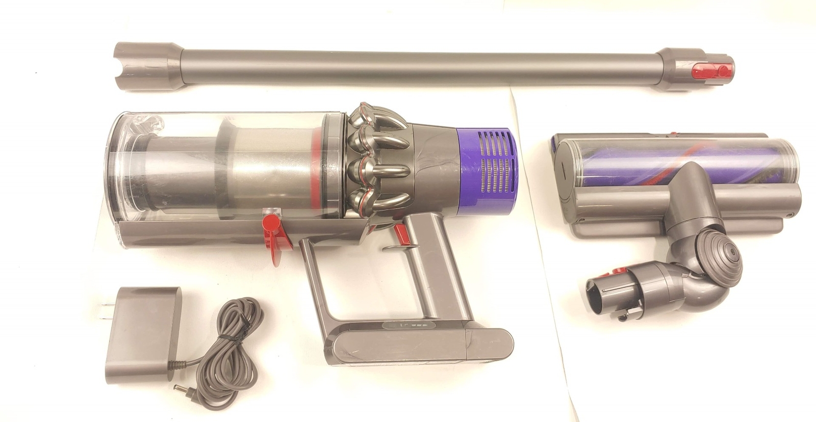 Dyson Cyclone V10 Lightweight Cordless Stick Vacuum Cleaner – Black (IL/RT6-8…