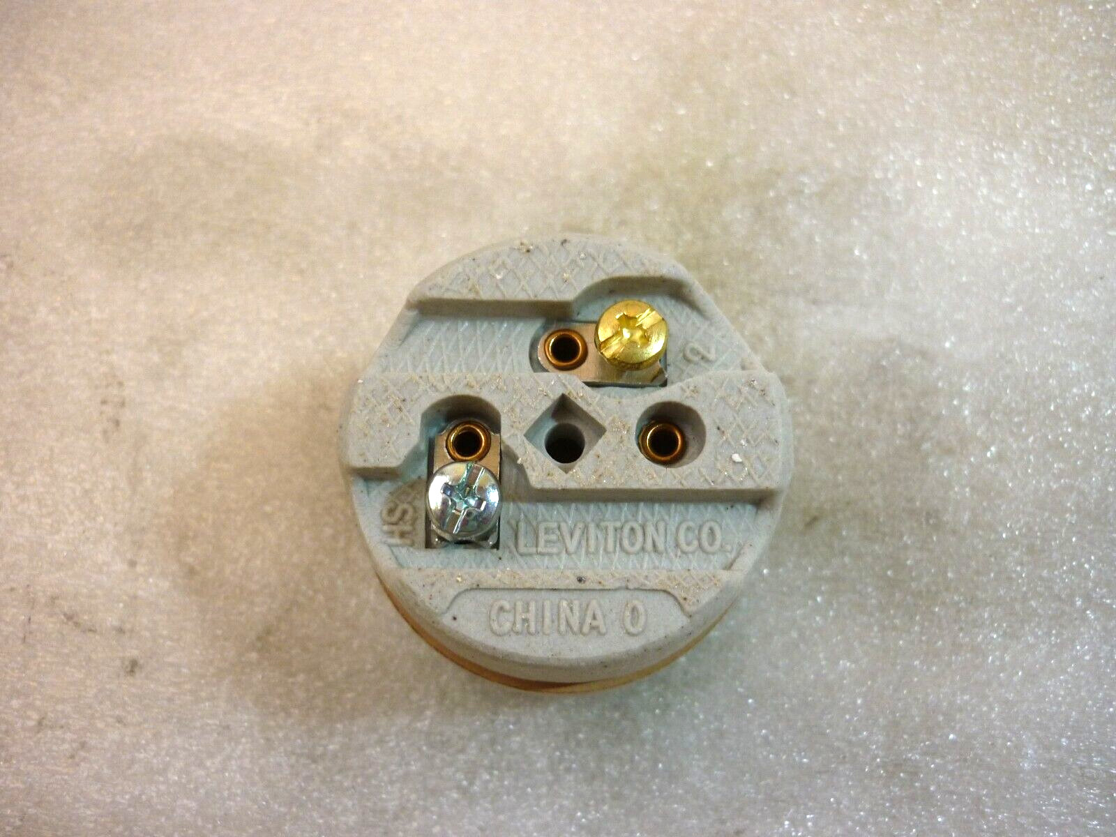 Leviton 660W 250V Porcelain Fixture Socket, pn 9350