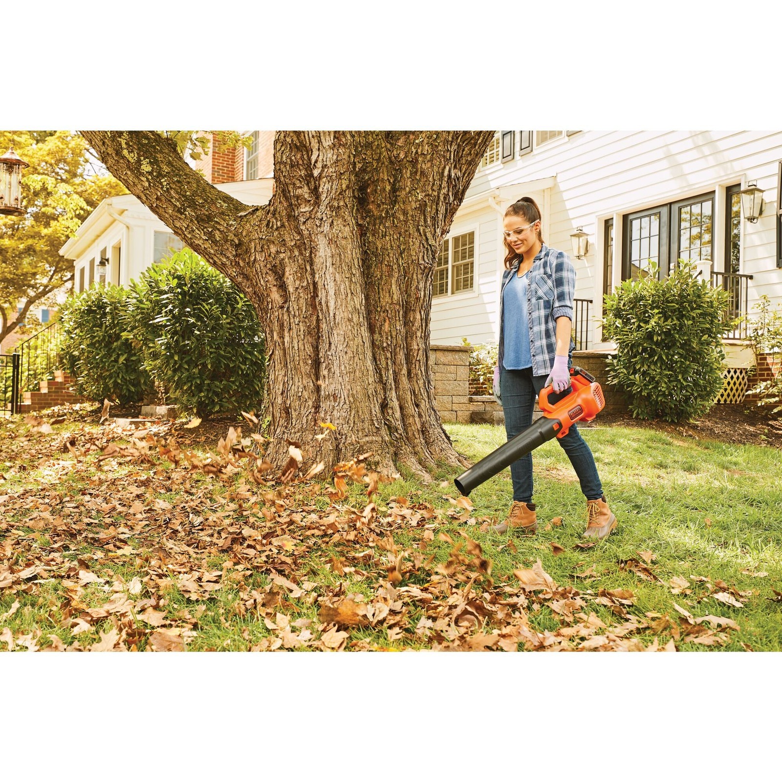 BLACK+DECKER 20V Max Leaf Blower, Axial, 2.0-Ah – BCBL700D1