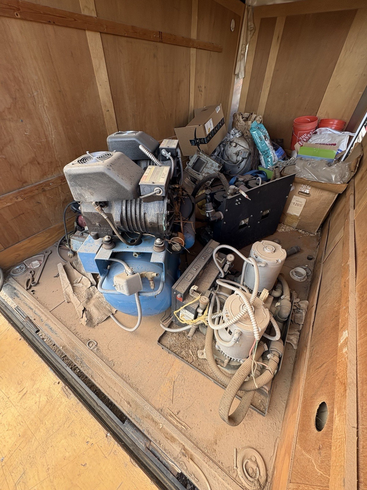 Air compressor