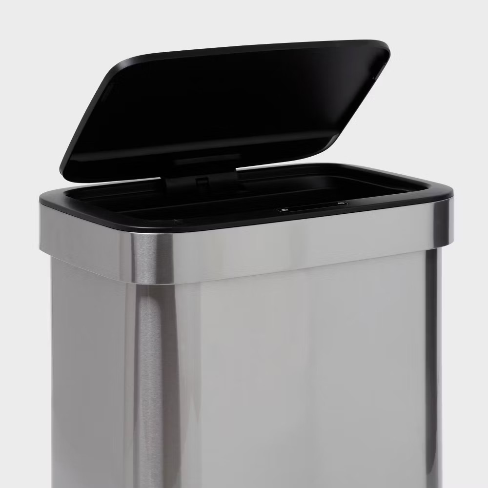 Motion Wastebasket without Liner – Brightroom
