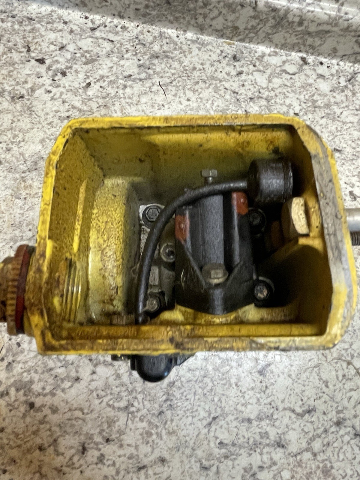 OEM Vintage McCulloch Chainsaw Engine, Untested, Unknown Model, Spins Freely