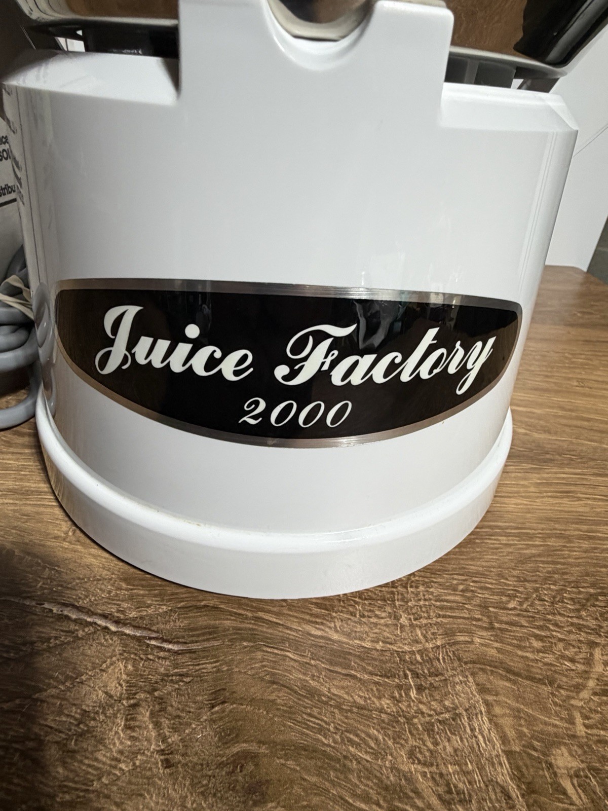 Juice Factory 2000 Electric Centrifugal Juicer White 800W Easy Clean 120V
