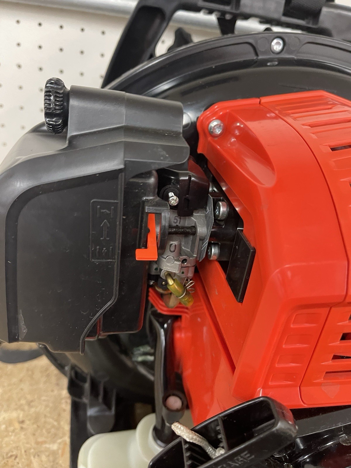 ECHO 200 MPH 700 CFM Gas Backpack Leaf Blower 59.7cc with Tube-Mounted Throttle