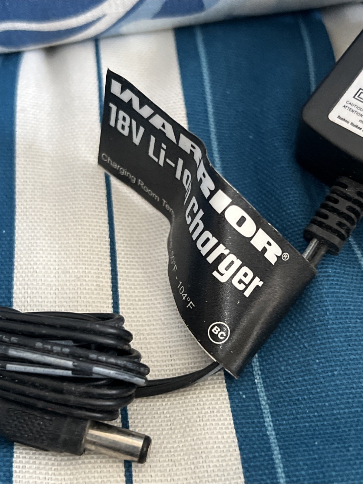 Warrior 18V Lithium Battery Pack 1.3 Ah With LED Status Indicator AND Charger