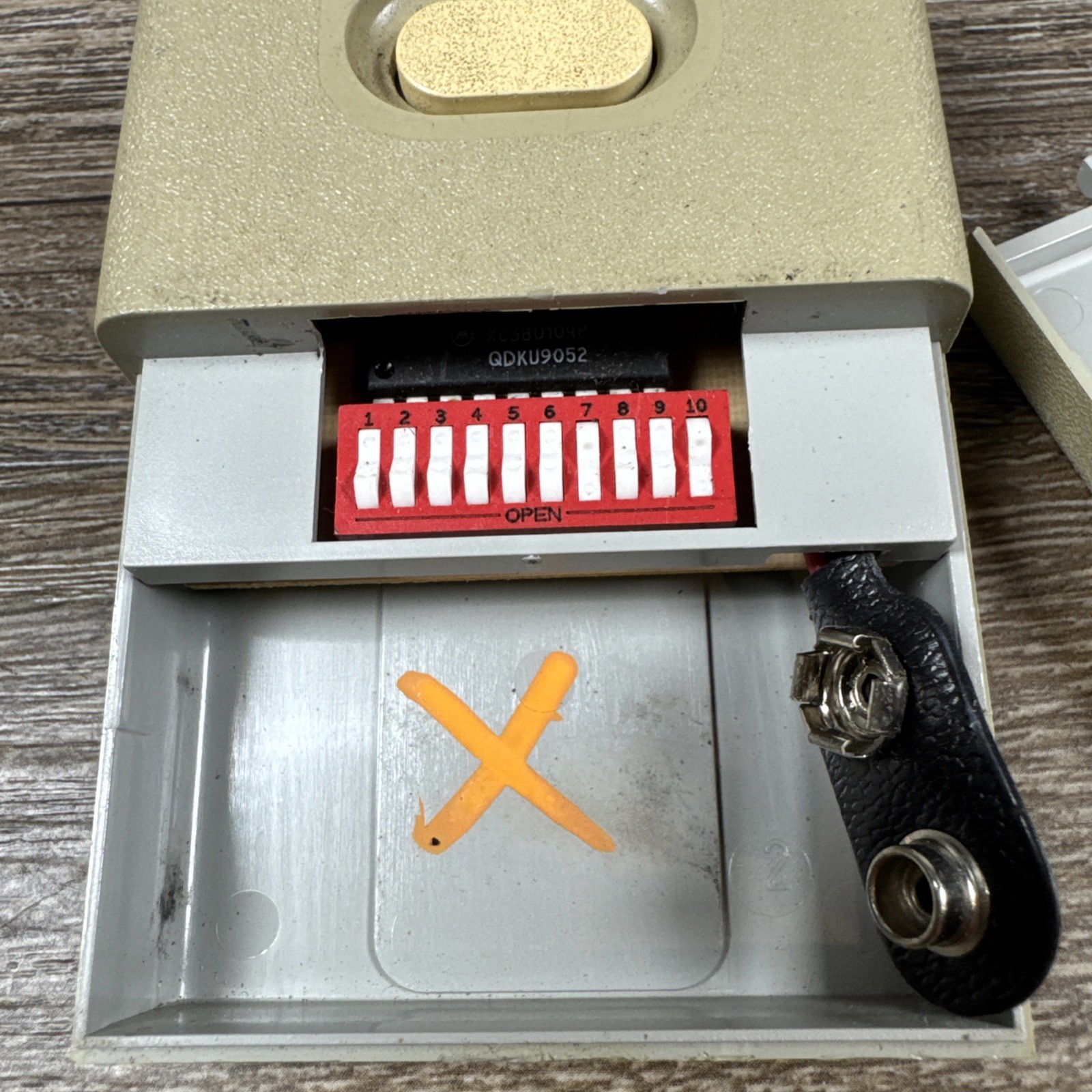 3089 Multi-Code 308911 OEM Linear MCS308911 300mhz 1 Button Remote