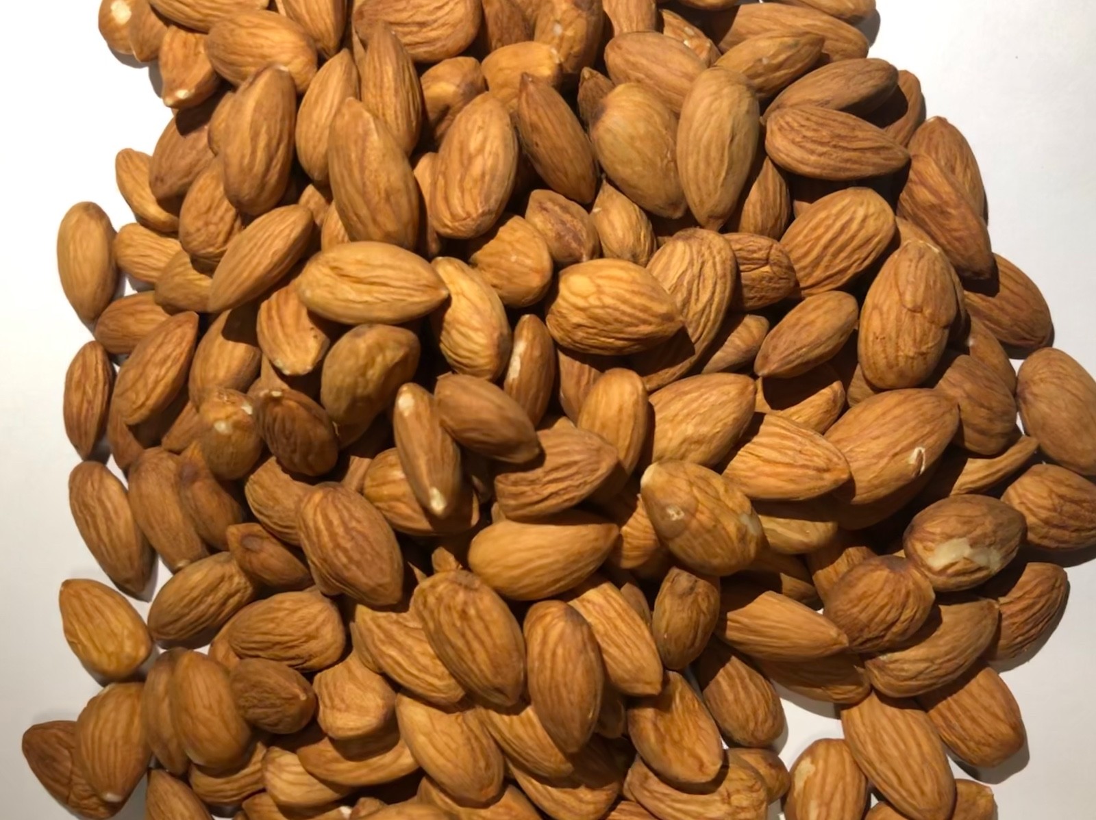 California Almonds RAW WHOLE High Quality 3 LB FREE SHIPPING