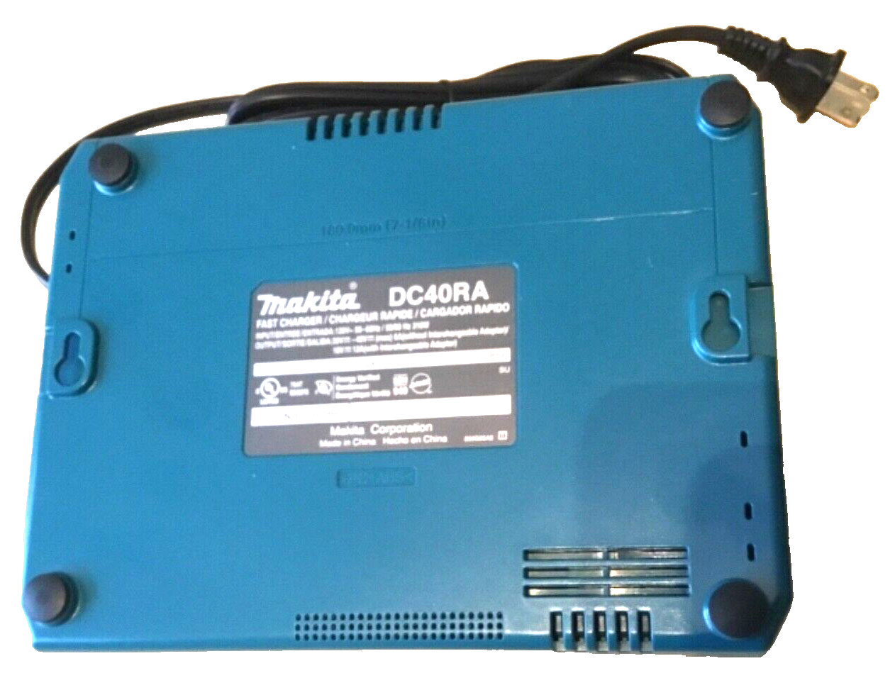 Makita DC40RA 40V Max XGT Lithium Ion Battery Charger Optimum Rapid Charger