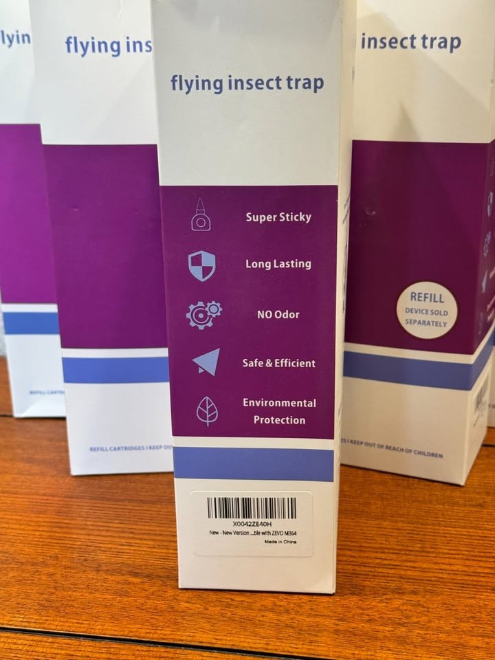 NEW 8 Count Pack Flying Insect Bug Trap Refill Cartridge Compatible with Zevo