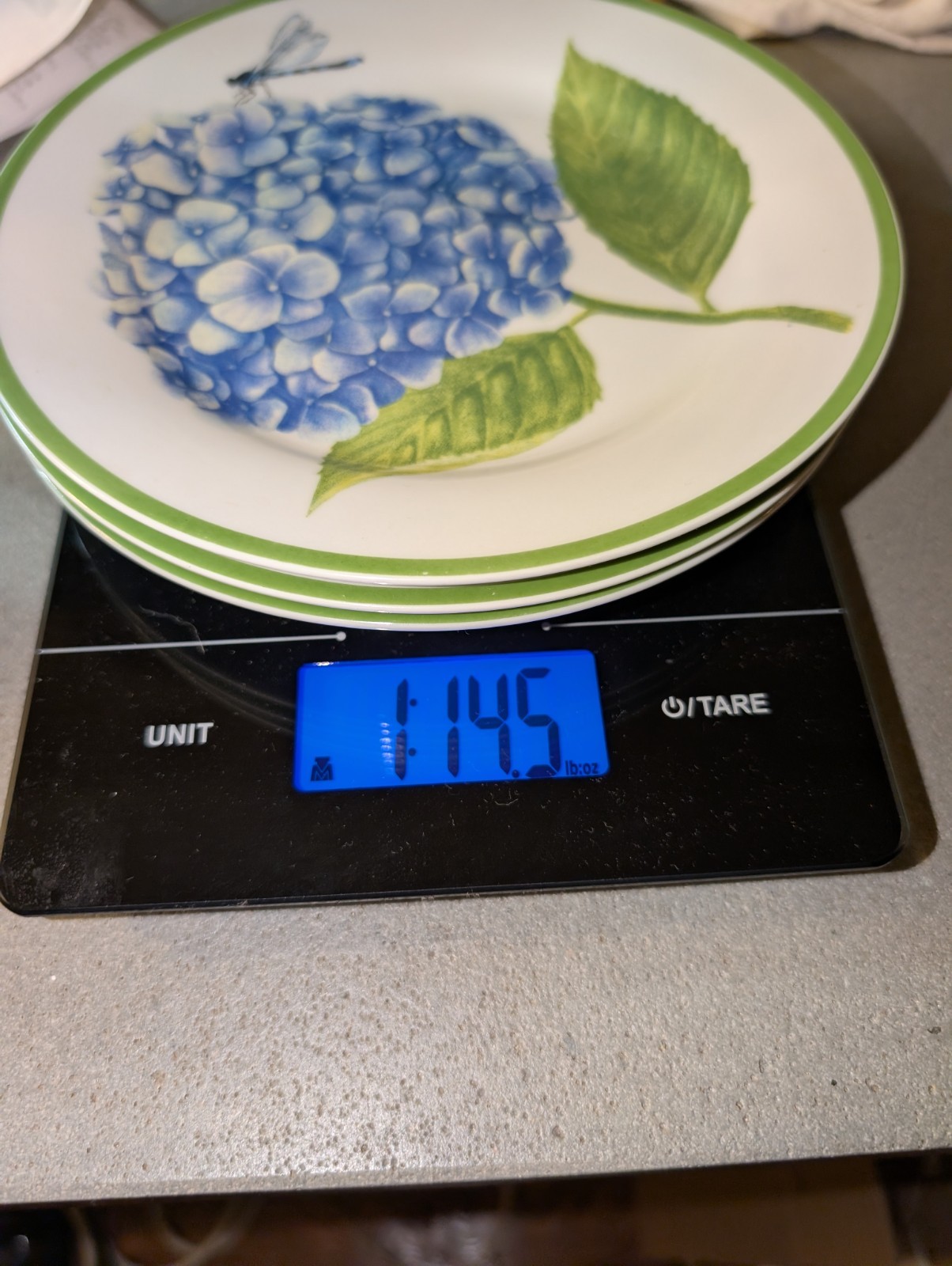 Set of 3 American Atelier at Home Hydrangea Luncheon Plates 7.5 in