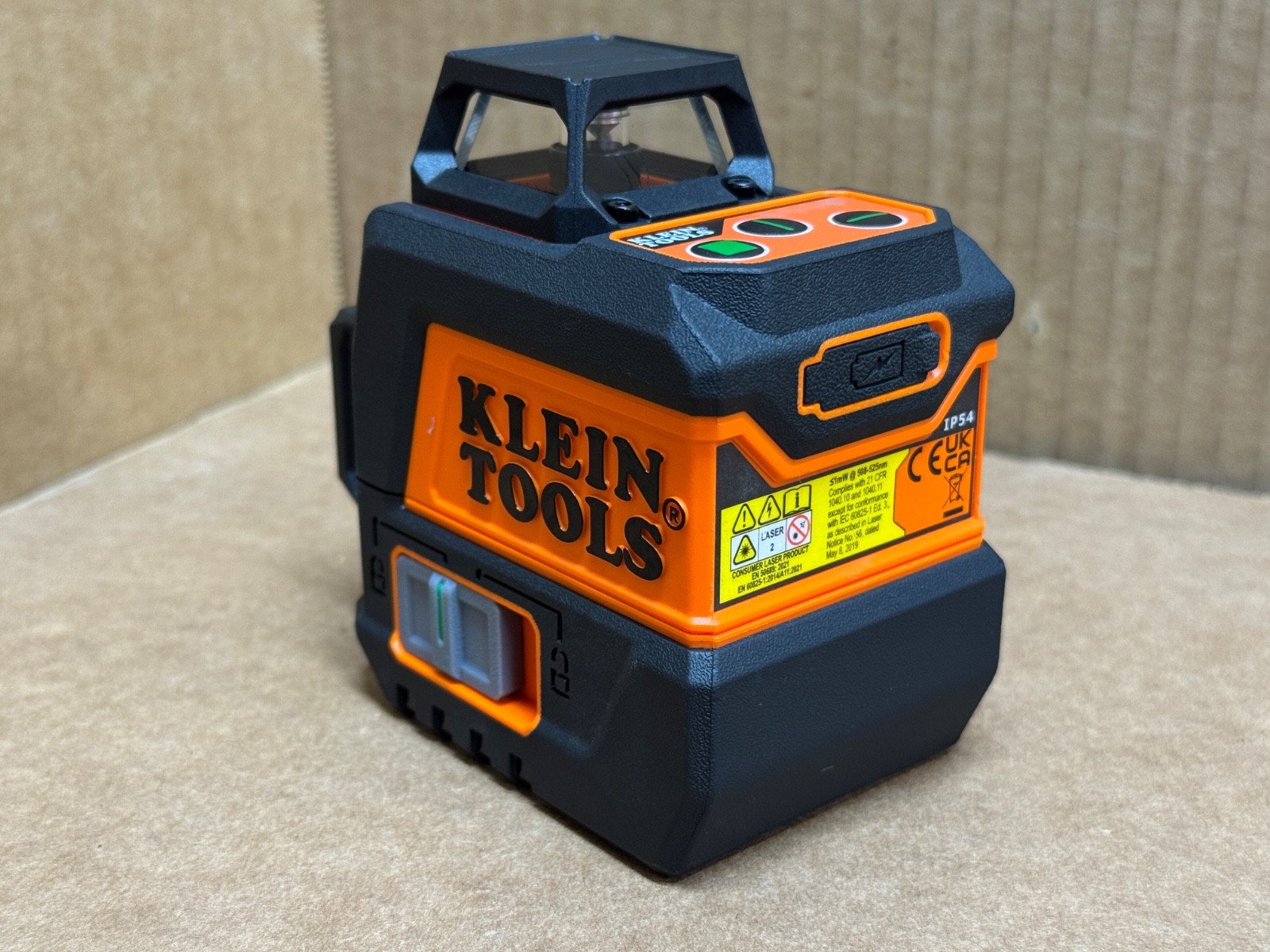 KLEIN TOOLS [93CPLG] COMPACT SELF-LEVELING PLANAR LASER LEVEL – [NO BRACKET]