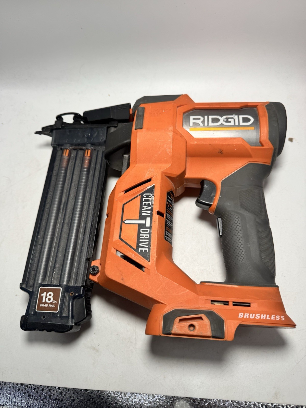Ridgid 18V Volt Brad Nailer 18 Gauge Brushless 2-1/8” R09891B *Tool Only*