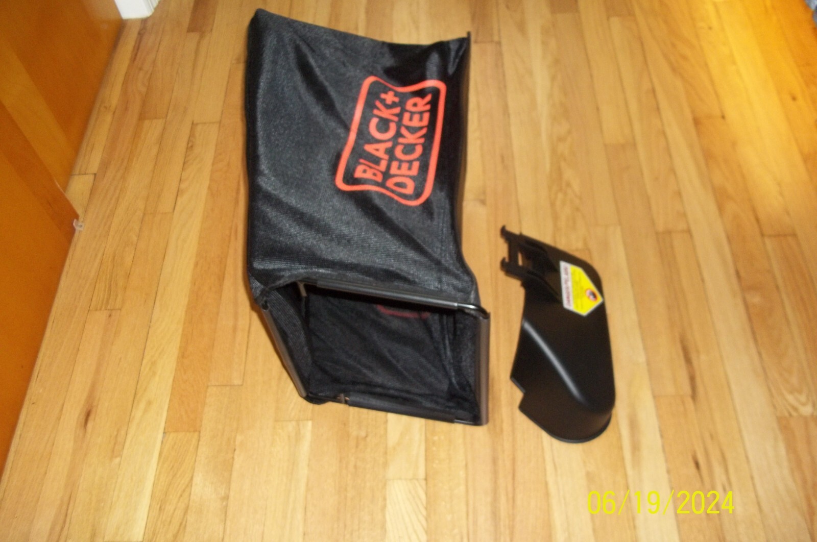 Genuine OEM Black & Decker 5140161-16 Lawn Mower Bag CM2040 MM2000-SideDischarge
