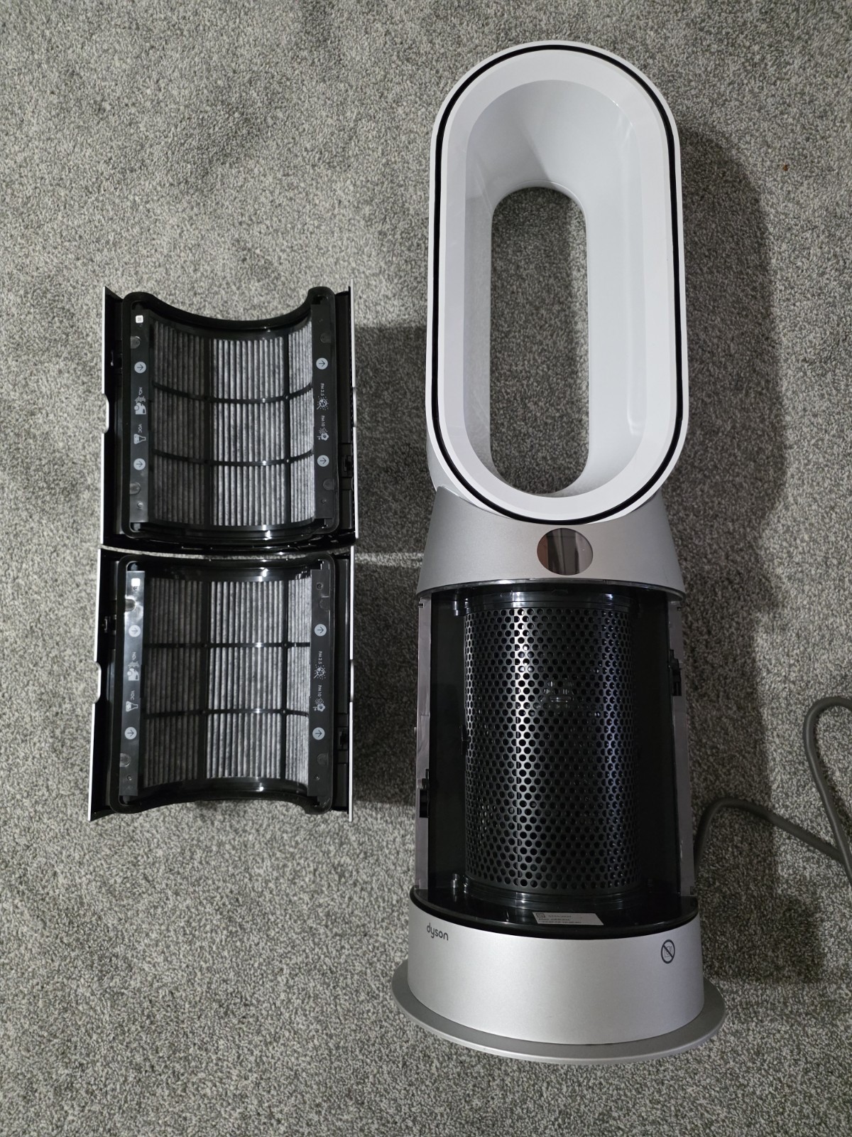 Dyson HP04 Pure Hot + Cool Smart Tower Purifying Heater and Fan – White/Silver