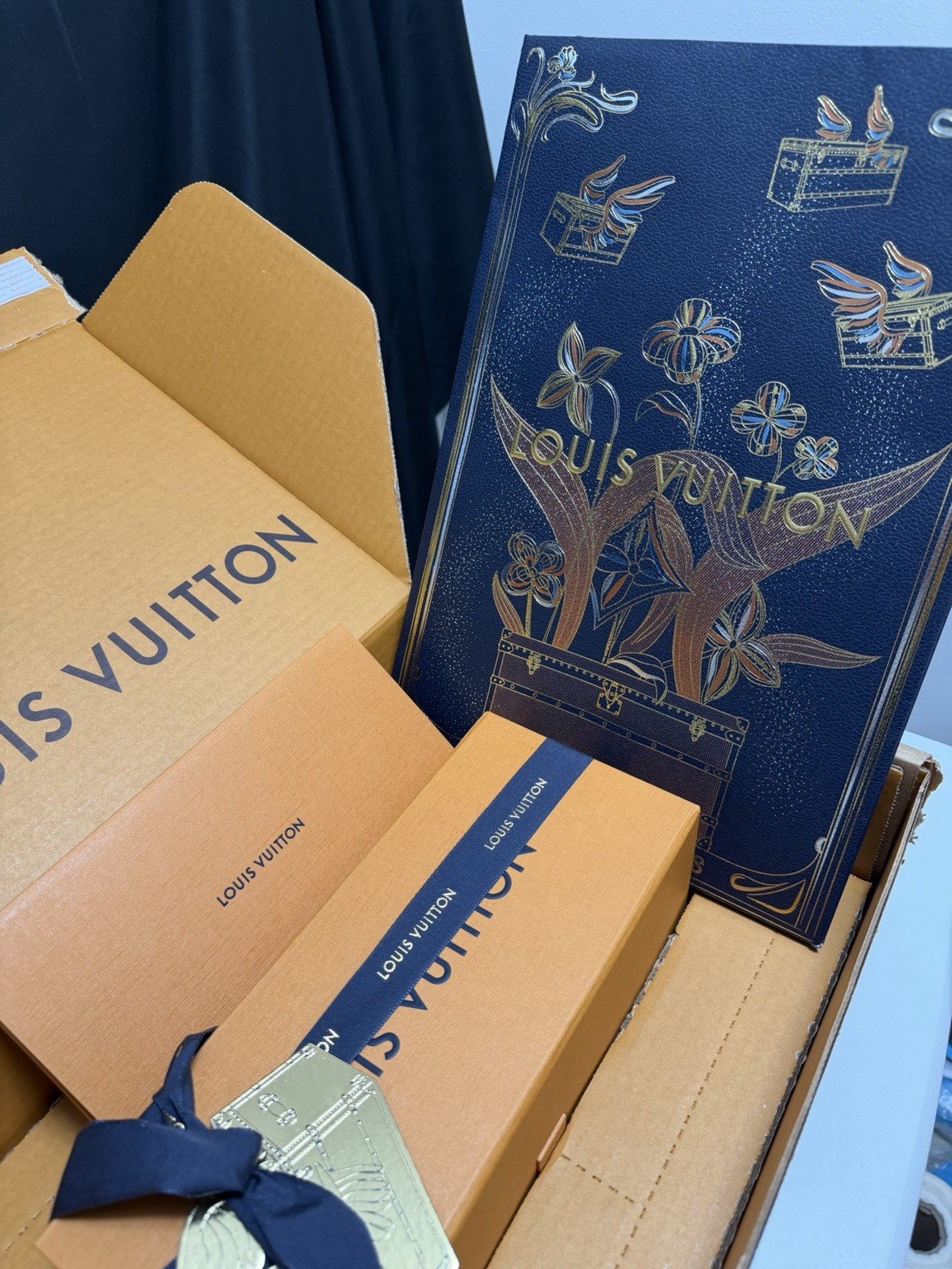 Louis Vuitton Holiday Box Set [100% Authentic or Your Money Back] *No Cologne*
