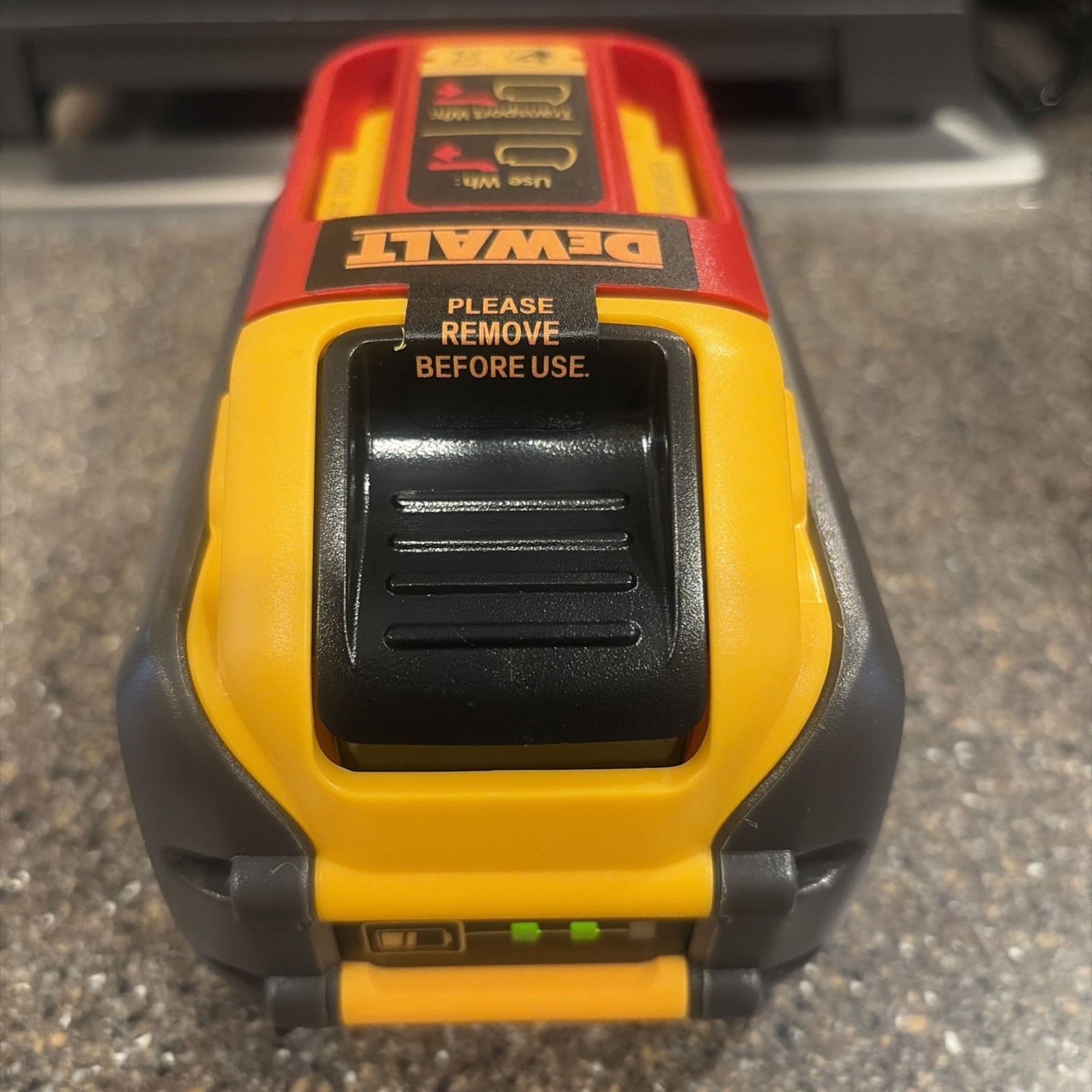 NEW For DEWALT DCB612 20v/60v Max FLEXVOLT 12Ah Li-Ion Battery NEW IN BOX