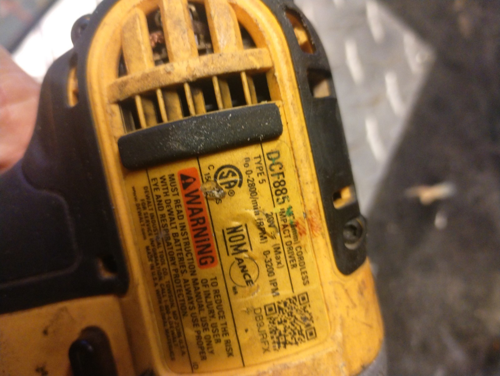 DEWALT DCF885 Impact Driver Tool Only Working But Cracked Handle