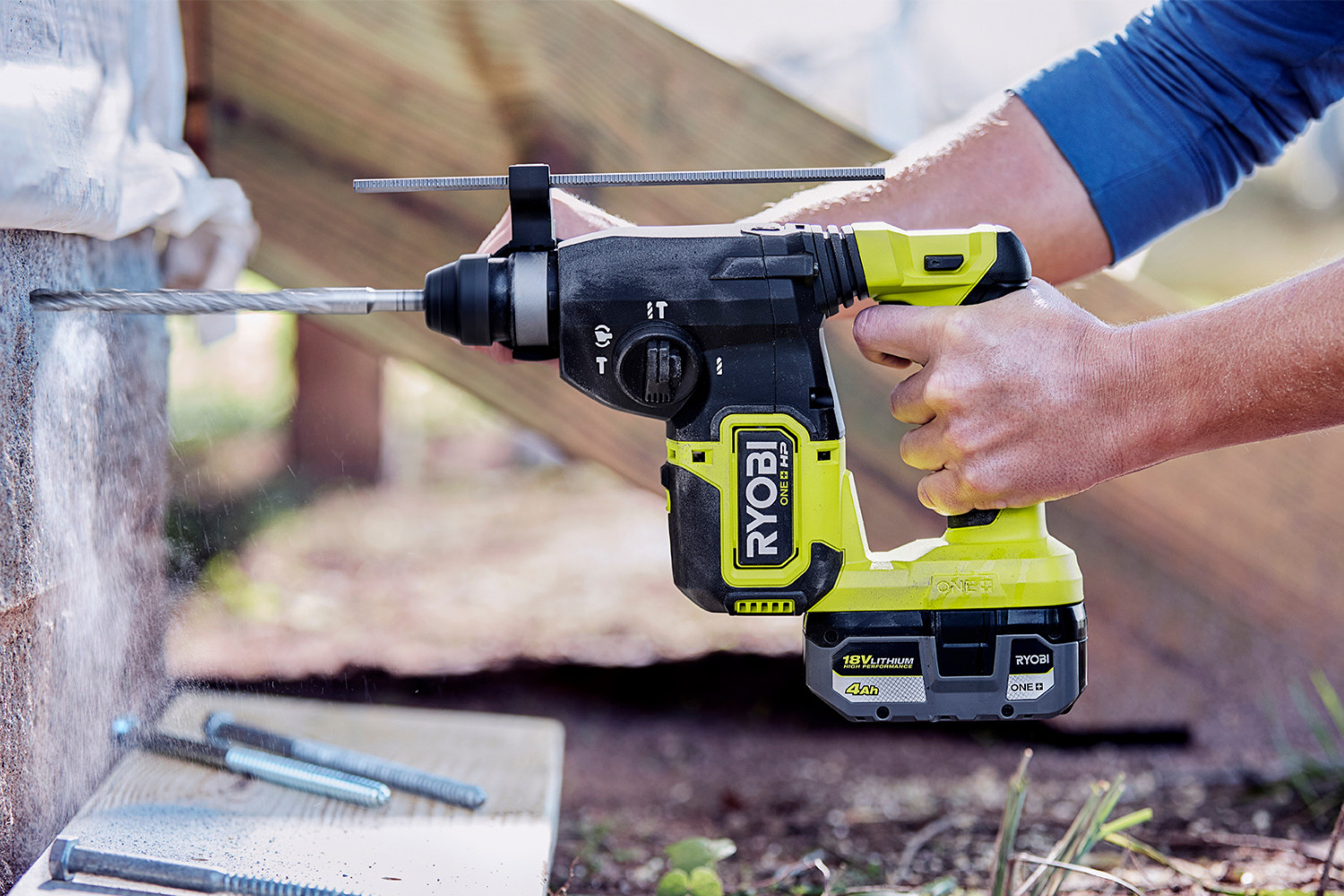 TTI Ryobi PBP004 ONE+ High Performance 18 Volts Lithium-Ion 4.0 Ah Battery