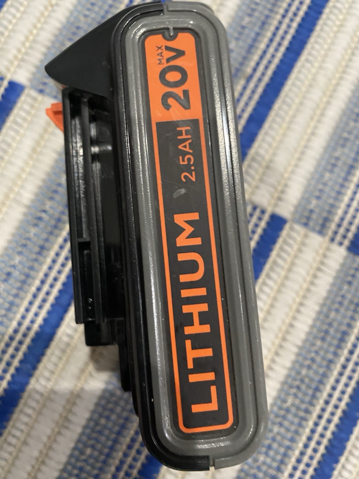 Genuine Black And Decker 20V Max Battery Pack Li-ion 2.5ah Model LBXR2520