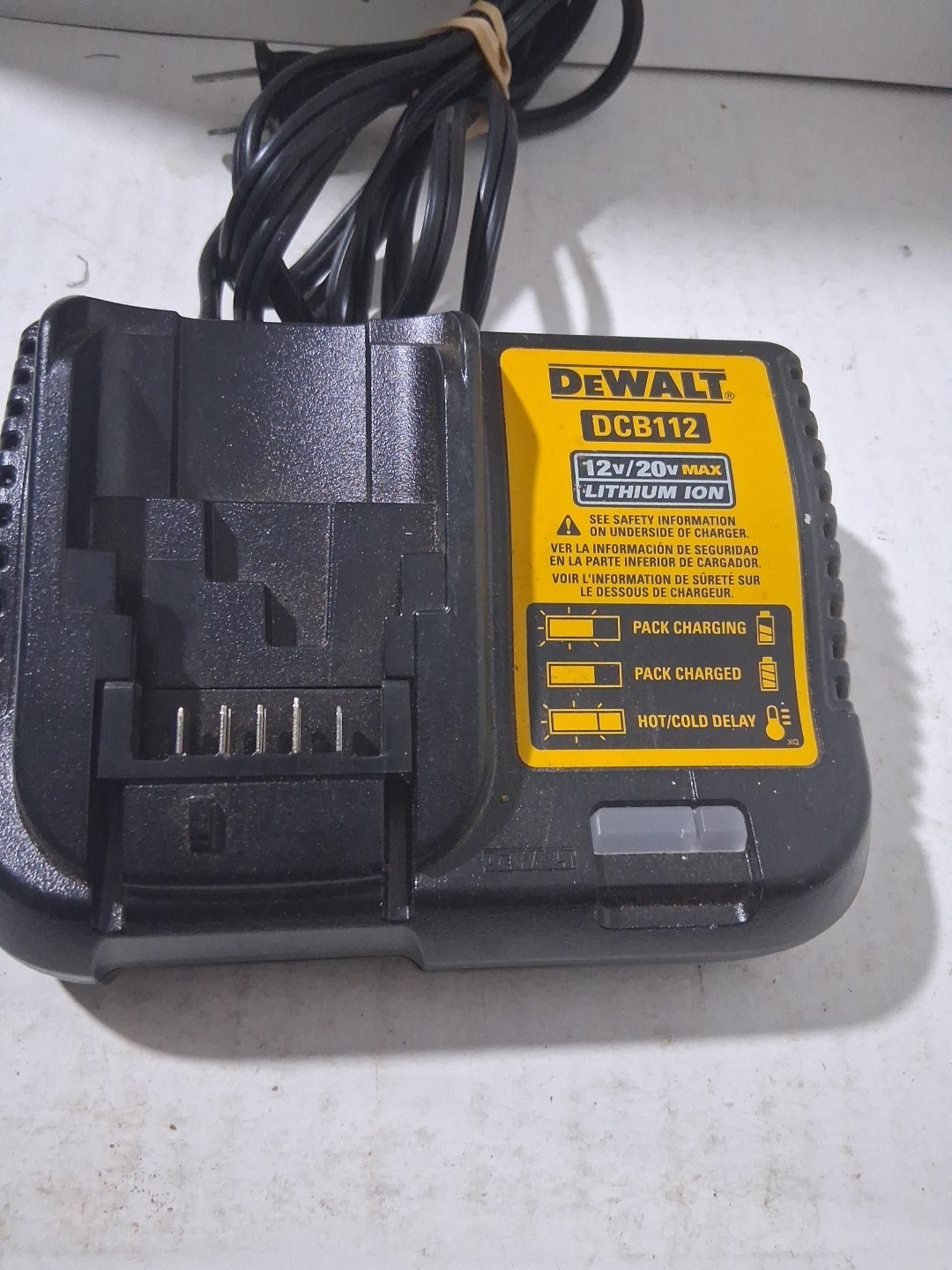 DEWALT DCB112 12V/20V MAX Lithium-Ion Battery Charger — Black/Yellow