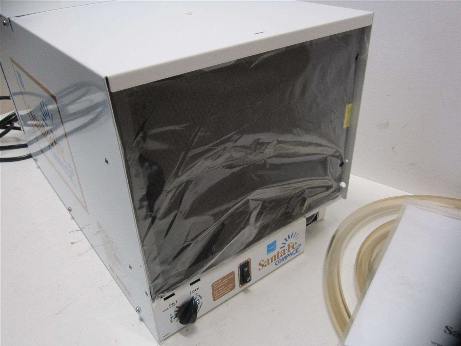 Santa Fe Compact 2 (Compact 70) 4033600 12 x 12 x 21 Free-Standing Dehumidifier
