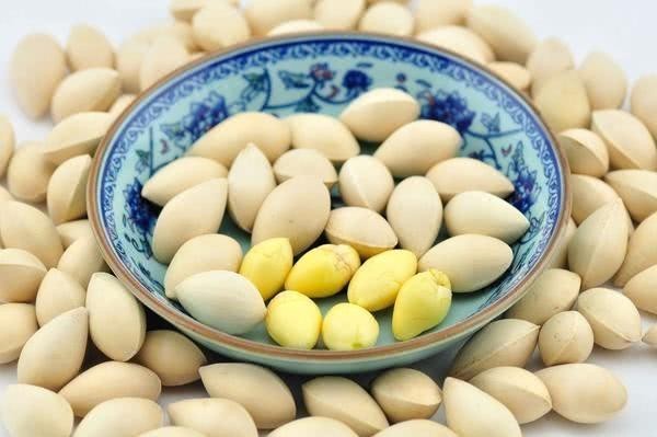 Peeled Gingko Nuts From Premium Gingko Biloba Fruit Ready to Cook 500g /1000g