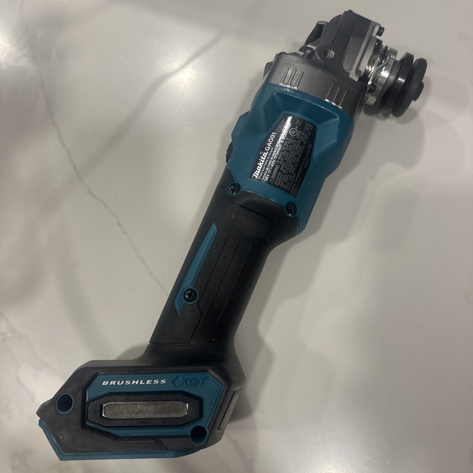 MAKITA GAG01Z XGT 40 MAX 4-1/2/”5″ Cordless Angle Grinder Tool Only NEW IN BOX