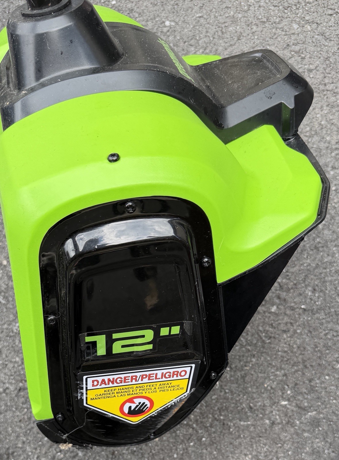 Greenworks POWERALL 48V (24V+24V) Battery Power Snow Shovel 12 in Green/Black