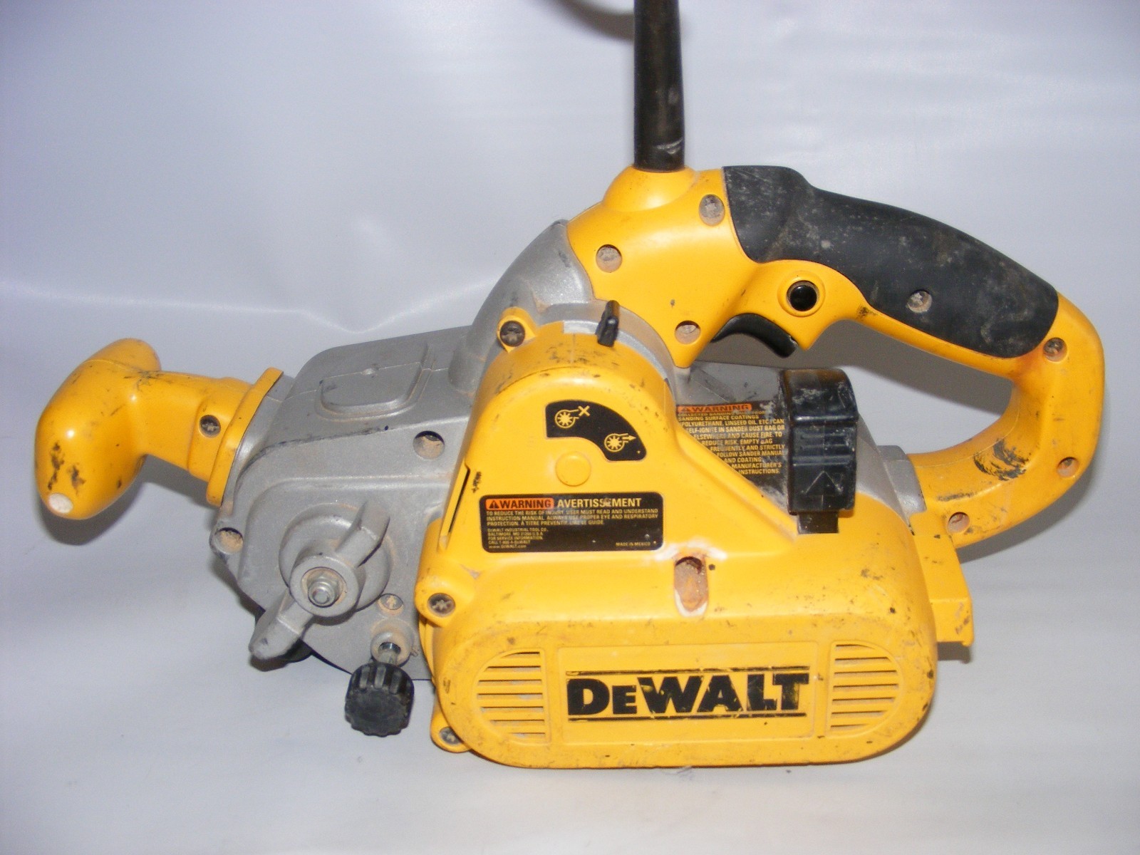 Dewalt Belt Sander DW432 Type 1 Used Belt 3 x 21 inches