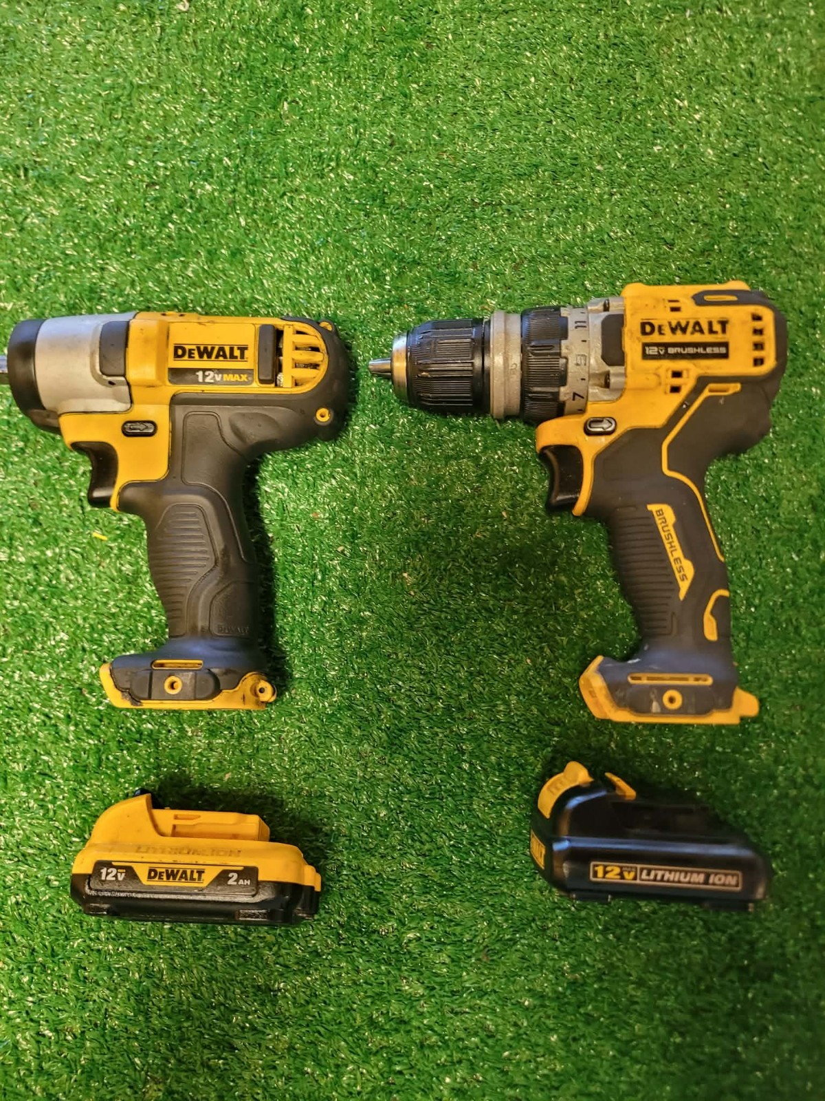 Dewalt DCD703 3/8″Drill , DCF813 Impact, 2 Batteries 2.0 & 1.3AH