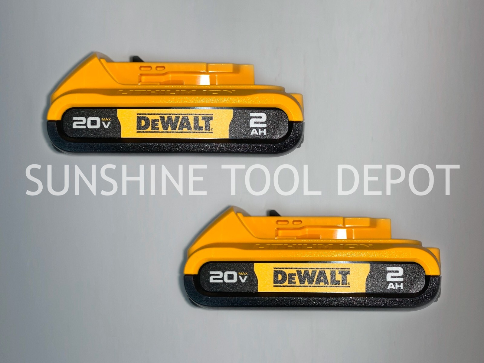 2 New Dewalt DCB203 20V Max Batteries 2.0Ah Lithium Ion Li-Ion 20 Volt DCB203-2