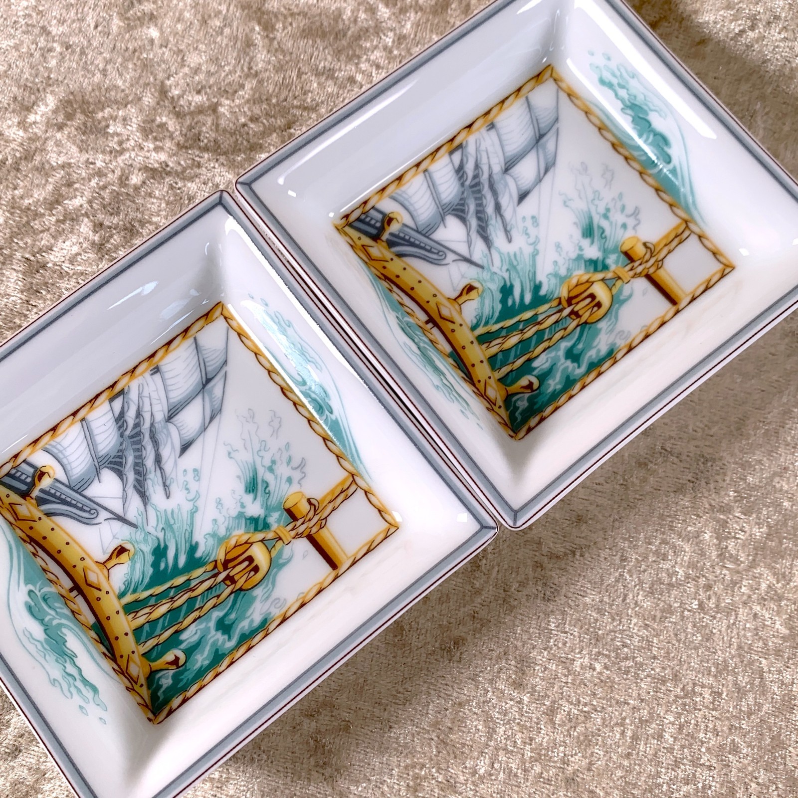 Hermes Mini Change Tray Porcelain Ashtray Patchwork 8x8cm Set of 2 with Case