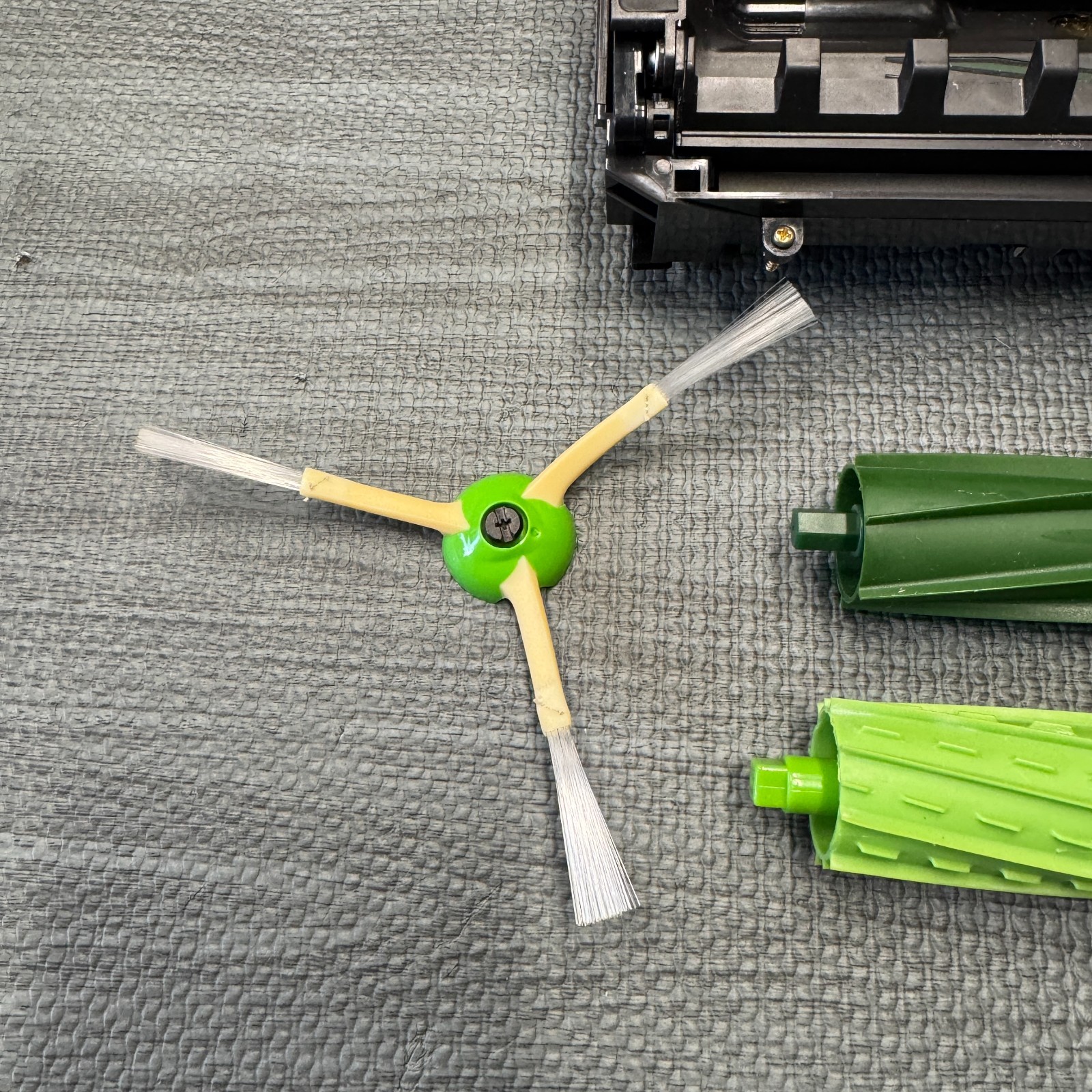 iRobot Roomba j5 j6 j7 j8 j5+ j6+ j7+ j8+ Cleaning Head Module (with dust motor)